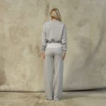 Grey lace sweatshirt - Image 2