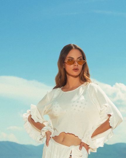 White sand top