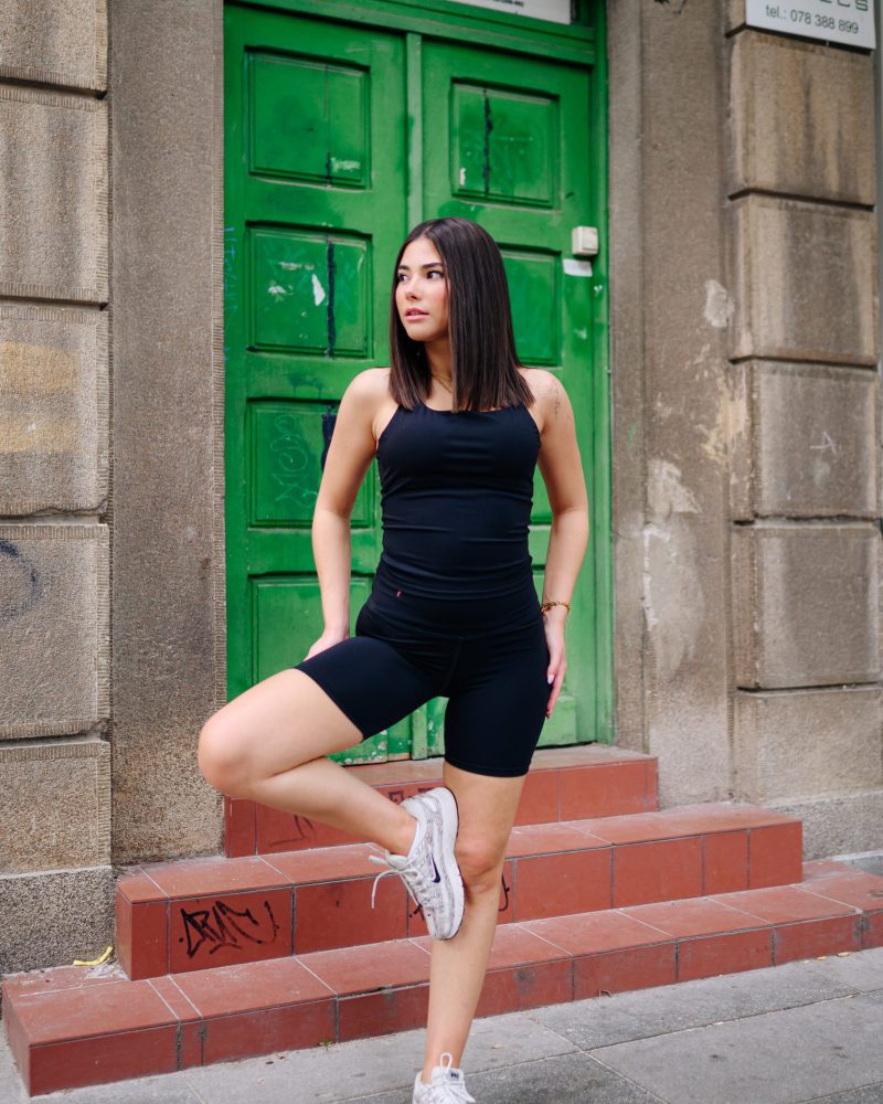 TB_20260818-HerLine_044